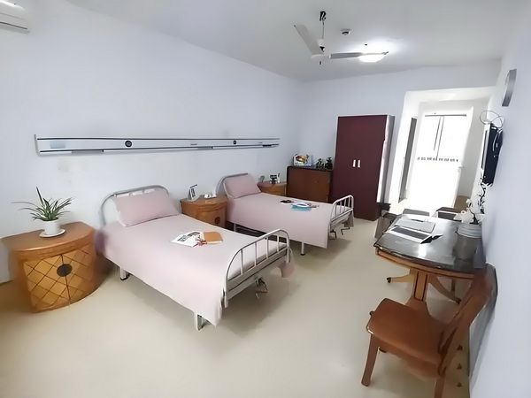 往届毕业生转深圳户口_「女性互助」大潮中，为什么《花漾》要呈现女性关系中的「毒性」成分？ 男方充分大度的本色发挥