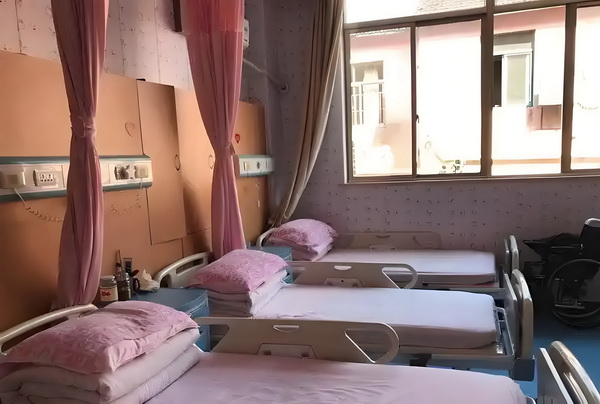 深圳准毕业大学生迁户_E句话 | 董璇“新婚即分居”？ 