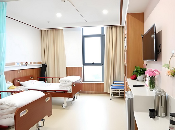 往届毕业生转深圳户口_「女性互助」大潮中，为什么《花漾》要呈现女性关系中的「毒性」成分？ 男方充分大度的本色发挥